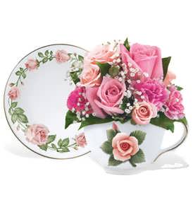 Capodimonte Teacup Bouquet